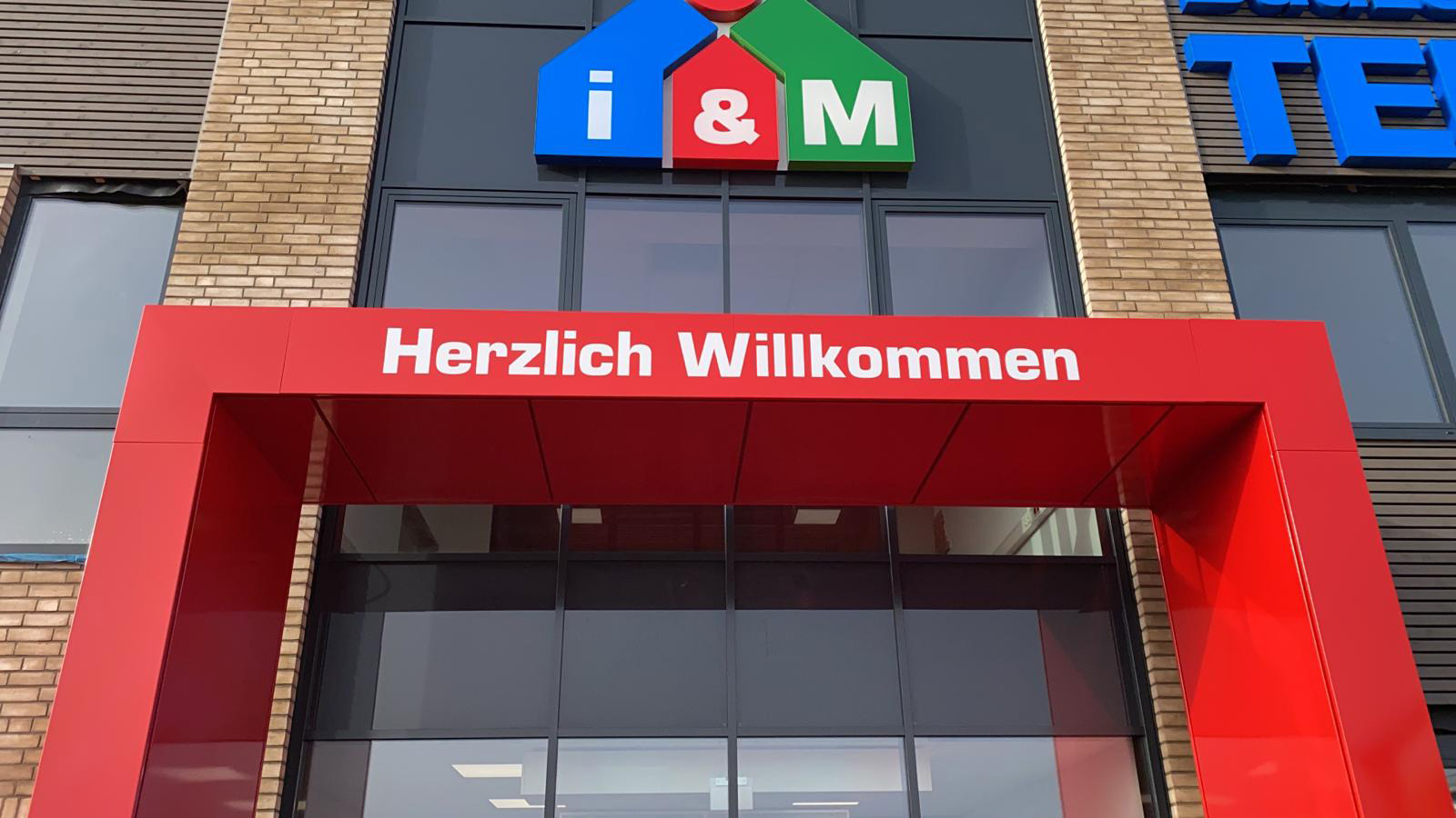 Eingangsbereich i&M Bauzentrum Tepker