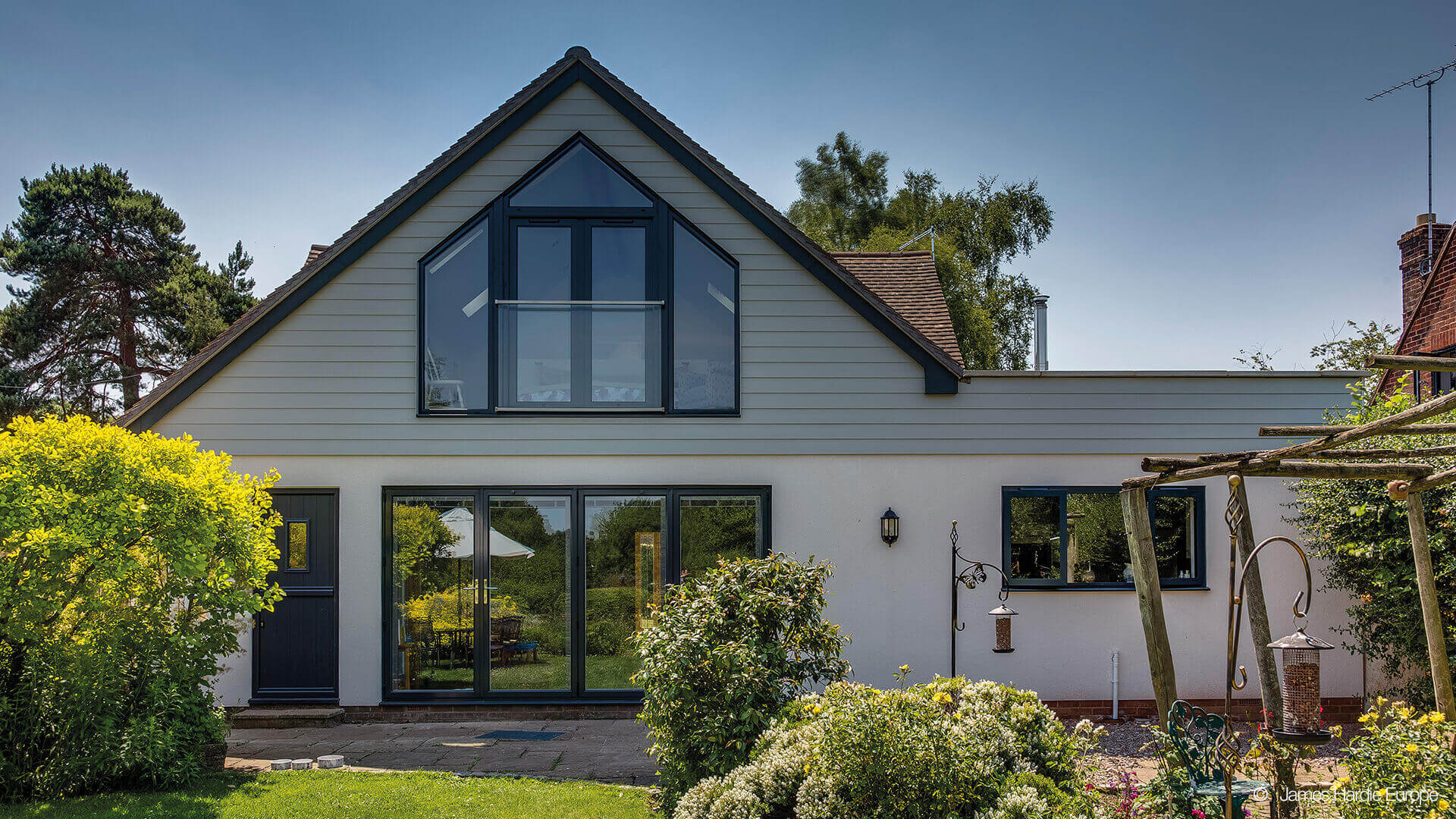 Haus mit Fassadenpaneelen, © James Hardie Europe